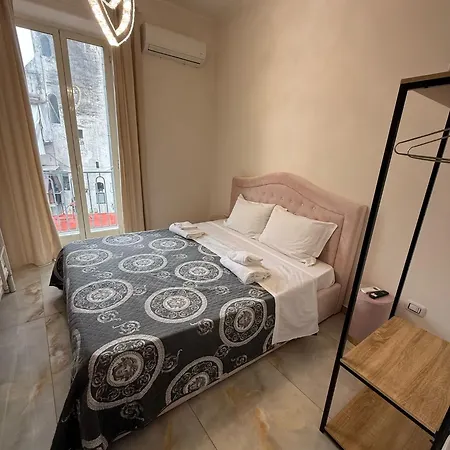 Valentino House Mattonelle